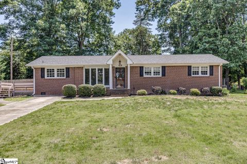 4 Strand Court sold home in Coral Ridge, Taylors, SC