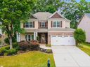 243 Oak Branch Drive sold home in Simpsonville, SC