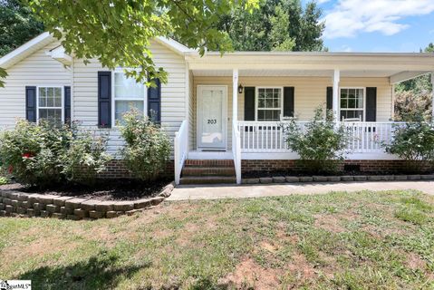 203 Kingsman Lane