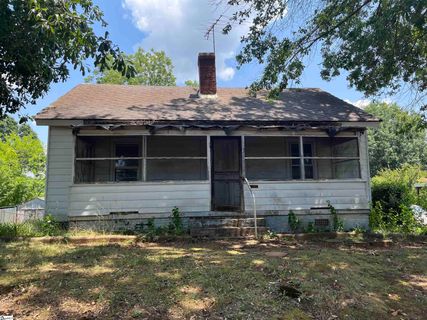22 W 5Th Street sold home in Woodside, Greenville, SC