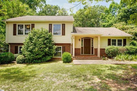 4900 Maplewood Drive sold home in Pelham Woods, Greenville, SC