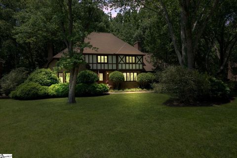 107 Gleneagles Court