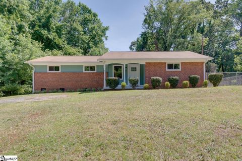 105 Westwood Drive