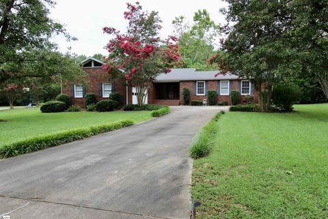 204 Woodgrove Trace