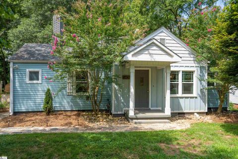 40 Briarcliff Drive