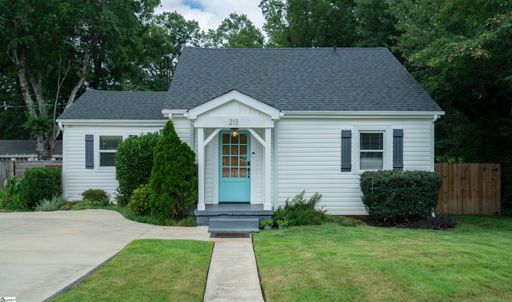 213 Beechwood Avenue