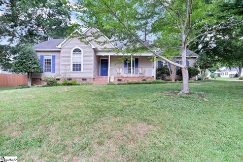 703 Dunwoody Drive