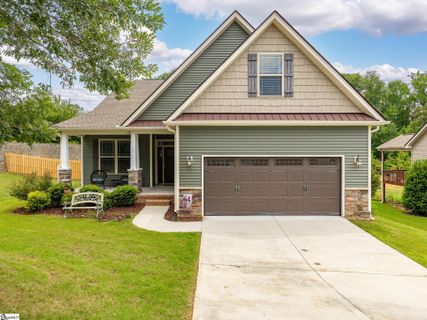 1 Amber Oak Drive