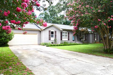 11 Rose Wood Drive