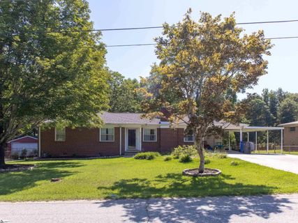 121 Hiwassee Drive sold home in Indian Hills, Greenville, SC