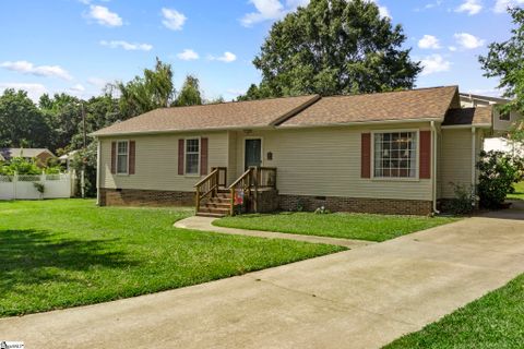 11 Blackenridge Drive sold home in Eastgate, Taylors, SC
