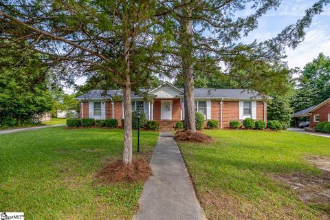 5 Kingsridge Drive