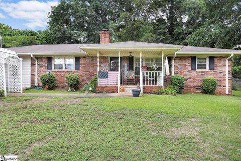 12 Theodore Drive sold home in Carolina Heights, Greenville, SC
