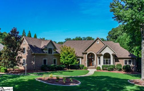 838 Inverness Circle