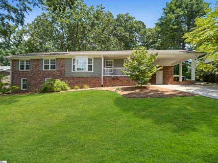 212 Laurel Road