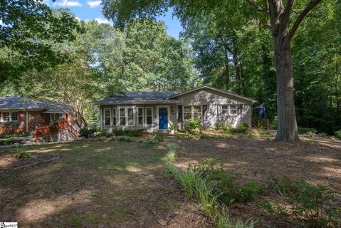 318 Robin Hood Road