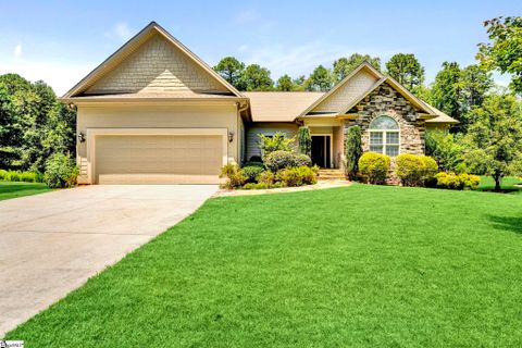 5 Westwind Court