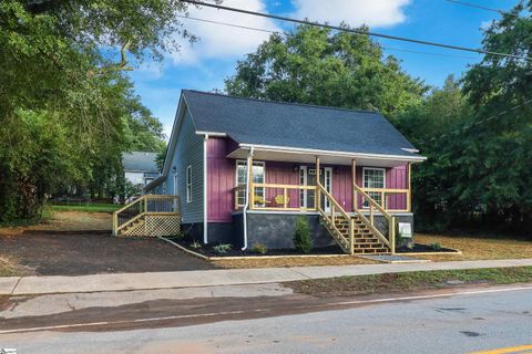 203 Front Street