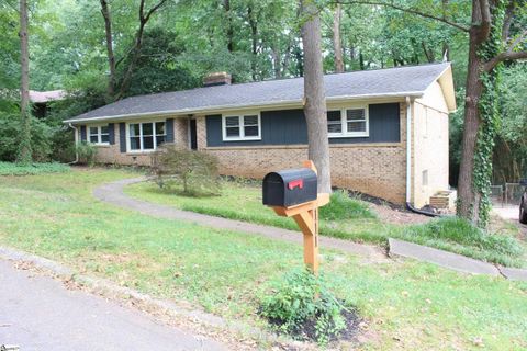 111 Great Glen Road
