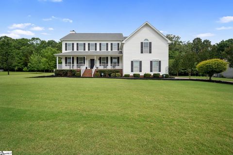423 Saddlebred Drive