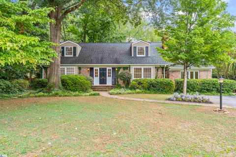 86 Lake Forest Drive
