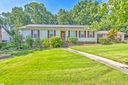 306 Gray Fox Square sold home in Taylors, SC