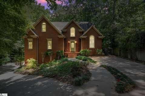 Previously sold for $430,900