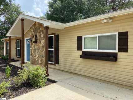 118 Osmond Drive sold home in Oakview, Taylors, SC