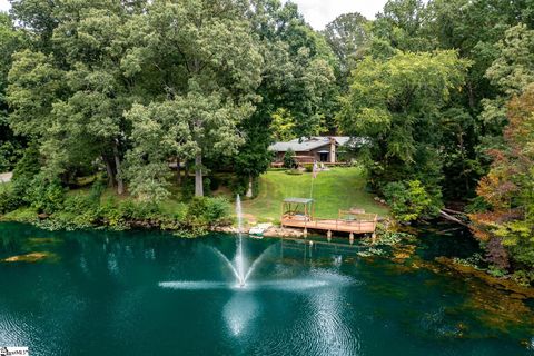 100 Pinewood Drive
