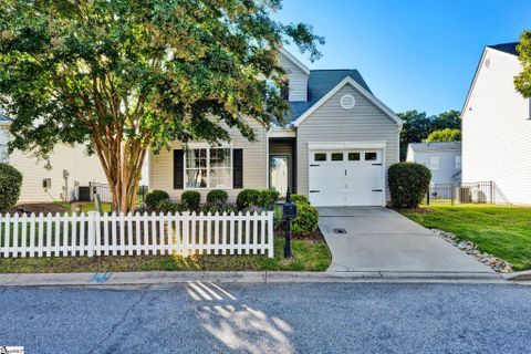 103 Pin Oak Court