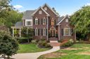 608 Glen Meadows Drive sold home in Simpsonville, SC