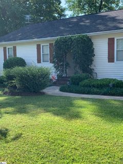 1004 Harness Trail