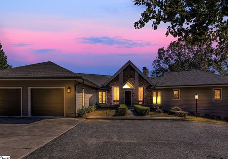 126 Courseview Way