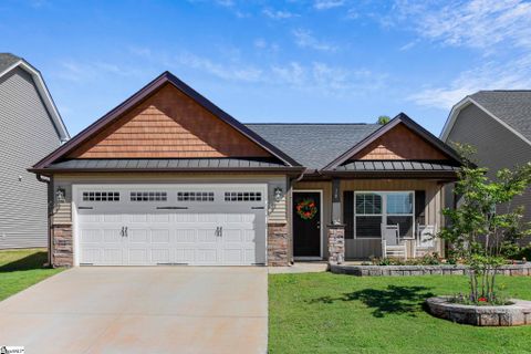 18 Royal Pine Way sold home in Magnolia Green, Greer, SC