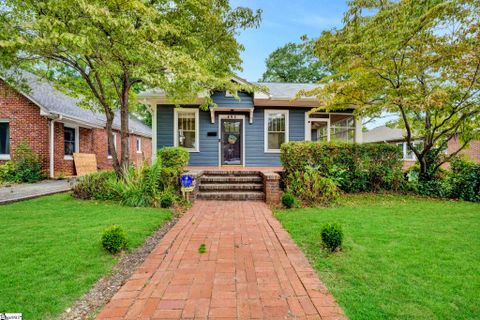 490 Pinckney Court