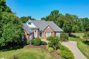 211 Goldenstar Lane sold home in Greer, SC