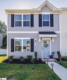 110 Fernside Court