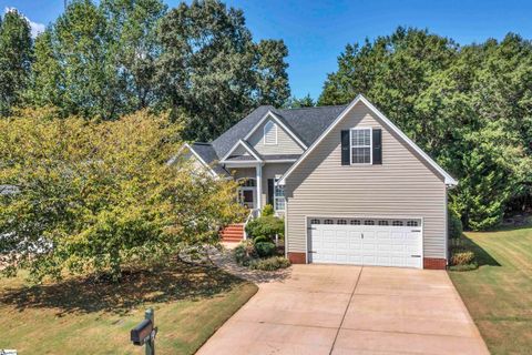 510 Austin Woods Court sold home in Chestnut Hill Plantation, Greer, SC