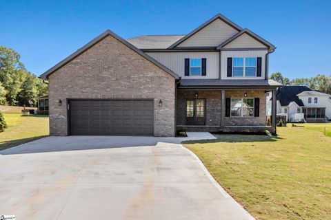 106 Pleasant Dale Court sold home in Whisper Walk, Fountain Inn, SC