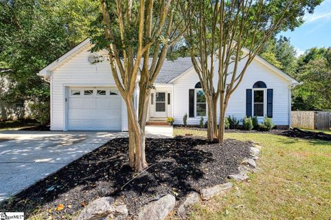 207 Belcross Drive sold home in Chatham Woods, Simpsonville, SC