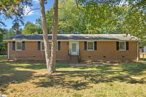4009 Edwards Road