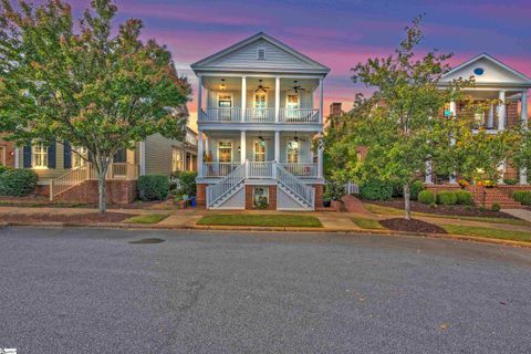 8 Ruskin Square