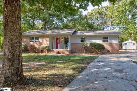 4 Aspenwood Drive