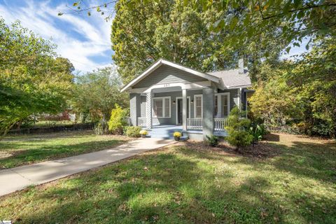 104 Donnybrook Avenue