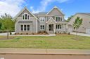 715 Enoree River Place sold home in Greer, SC