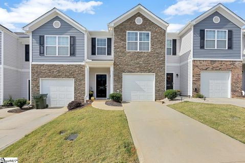 104 Moorlyn Lane