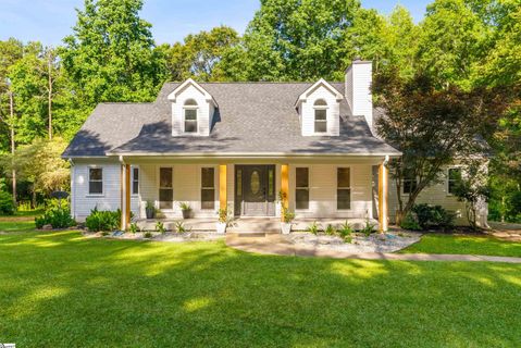 212 Gerald Drive sold home in Clark Manor, Simpsonville, SC