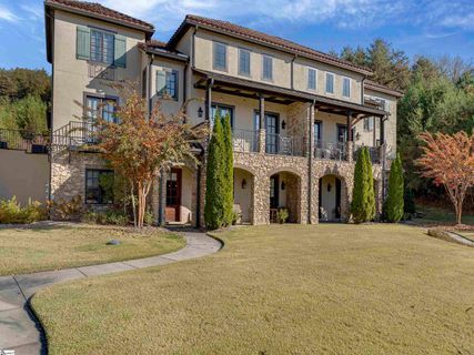 138 Botanical Circle