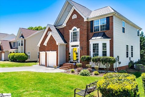 8 Shadowrock Court
