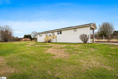 1527 Memorial Dr. Extension sold home in Valley Haven, Greer, SC